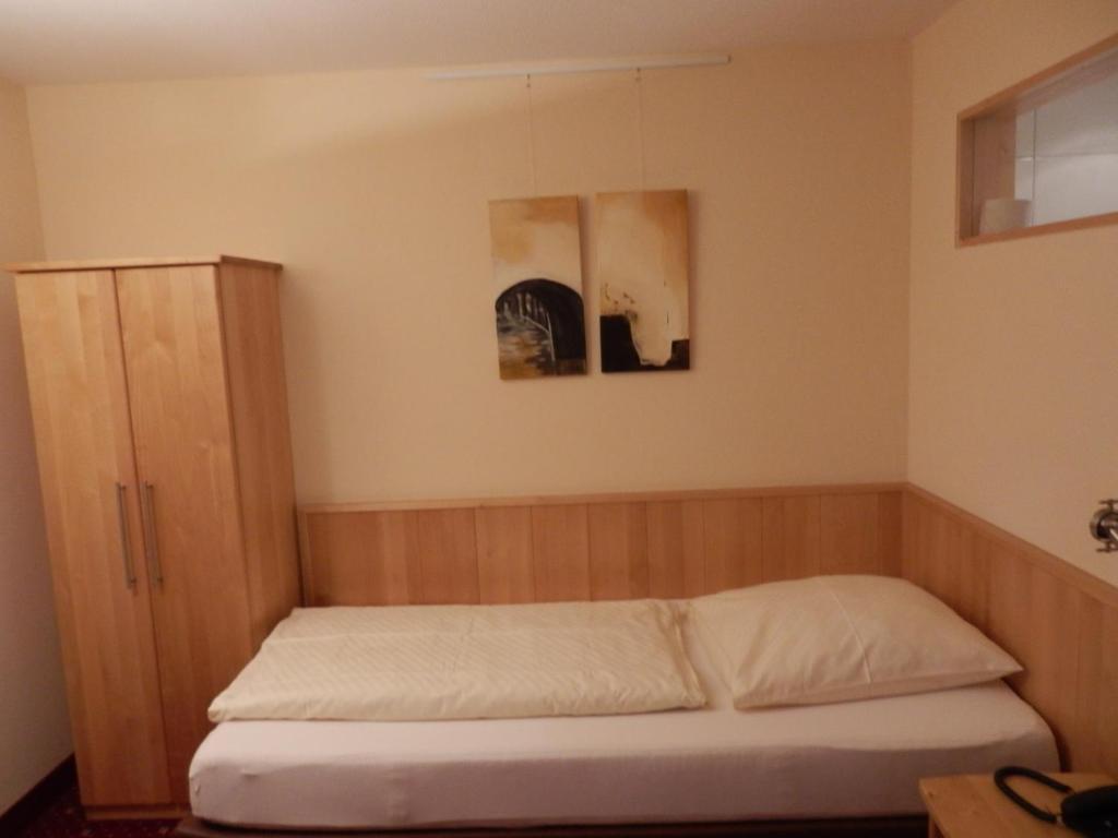 Gasthof Loewen, Heitersheim Dış mekan fotoğraf